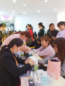 38女神節(jié),珠海夢蓮娜美甲班學員免費為女神變美